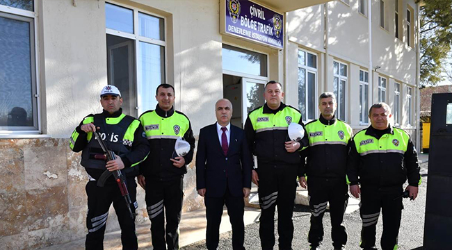 VALİ KARAHAN ÇİVRİL İLÇESİ'Nİ ZİYARET ETTİ
