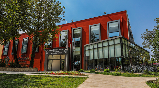 KAPALI YÜZME HAVUZLARI 100 BİNLER KULÜBÜNDE