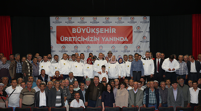 ÇİFTÇİ DOSTU BAŞKAN ZOLAN