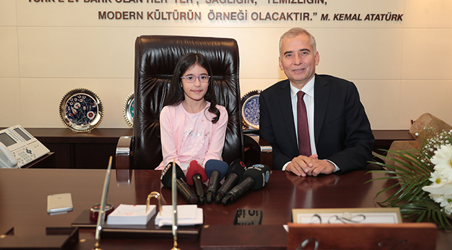 Başkan Zolan, Koltuğunu Devretti