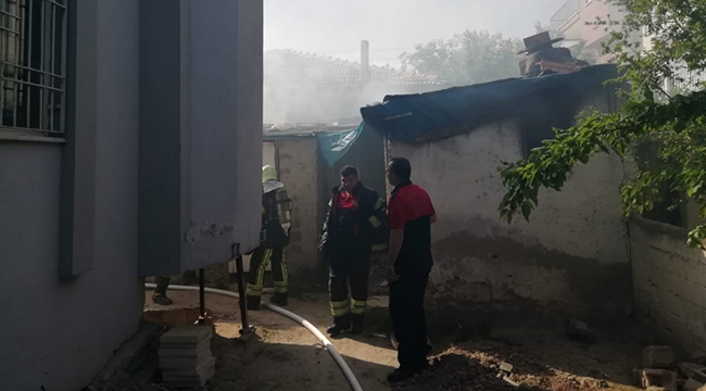 Cumhuriyet Mahallesi'nde Korkutan Yangın