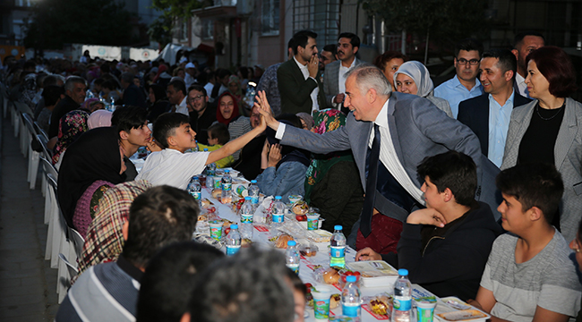 Gönül Sofrası Bu Kez Akkonak'ta Kuruldu