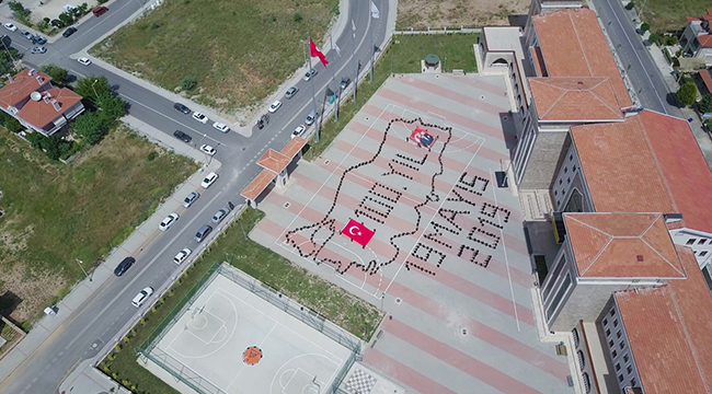 500 Öğrenciden 100. Yılda Anlamlı Etkinlik