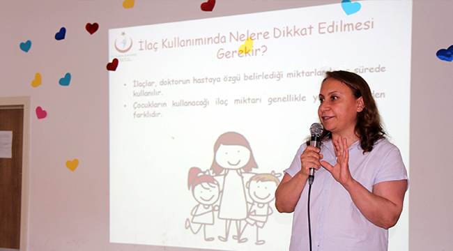 Sağlık Müdürlüğü’nden Öğrencilere Akıllı İlaç Kullanımı Eğitimi