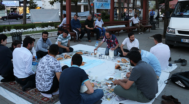 MEDENİYAD’tan Ümmet İftarı