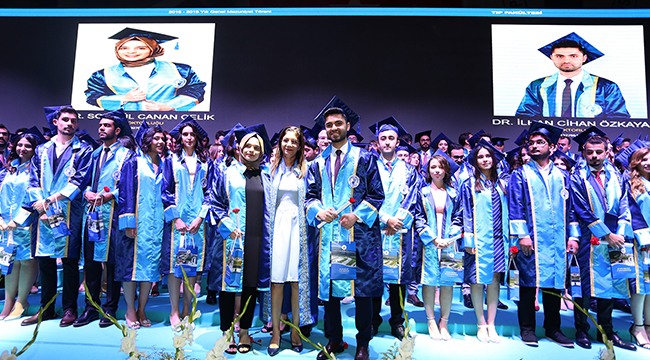 PAÜ’de 145 Genç Doktor Diplomasını Aldı