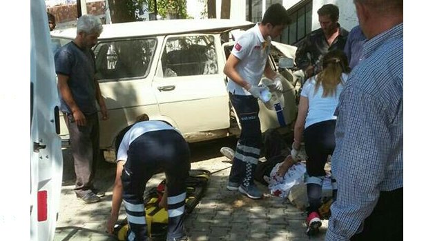 Acıpayam Aliveren'de Trafik Kazası: 1 Yaralı
