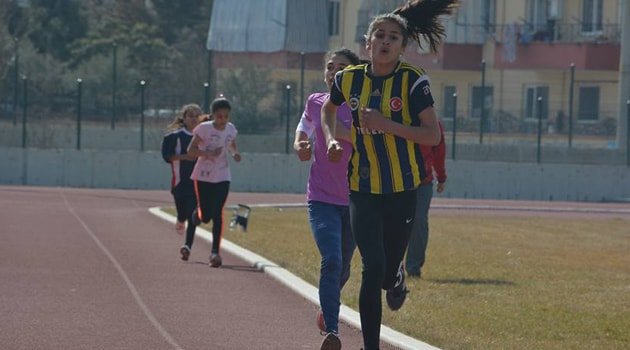 ATLETİZM İL KARMA SEÇMELERİ YAPILDI