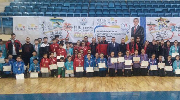 BADMİNTONDA ADIM ADIM FİNALE