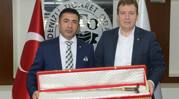 Başkan Erdoğan, AK Parti İl Başkanı Filiz ve Yönetimini ağırladı