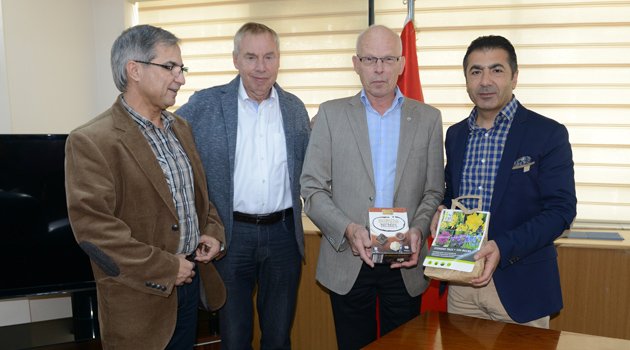 Başkan Erdoğan, ilk yabancı ziyaretçisi olan kardeş şehir Almelo’yı ağırladı