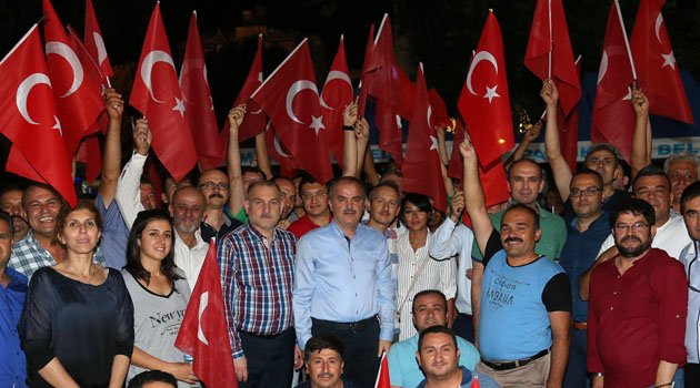 BAŞKAN GÜRLESİN’DEN ZAFER BAYRAMI MESAJI
