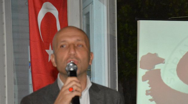 BAŞKAN ÖZBAŞ’TAN DEMOKRASİ NÖBETÇİLERİNE ANLAMLI ŞİİR