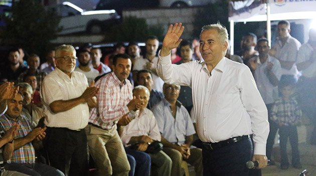 Başkan Zolan, Honaz halkıyla Demokrasi nöbetinde