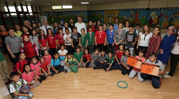 Bilgi Evi ve Kurs Merkezinde hemsball heyecanı