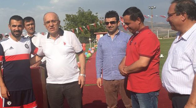 ÇAL BELEDİYESPOR KUPASINA KAVUŞTU