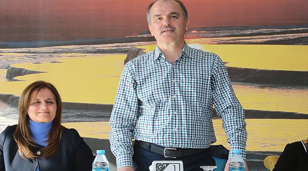 ÇALIŞMALARI PAMUKKALELİ KADINLARA ANLATTI