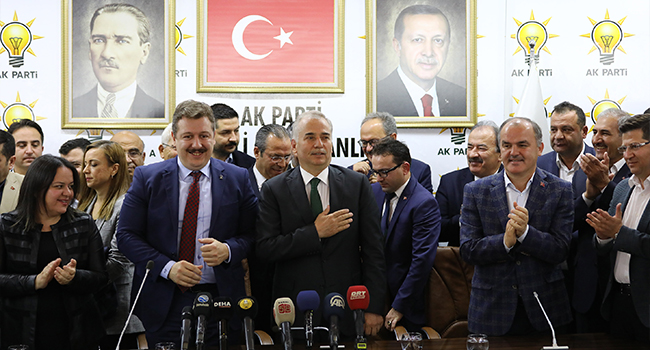 KENDİSİNİ DESTEKLEYEN HERKESE TEŞEKKÜR ETTİ