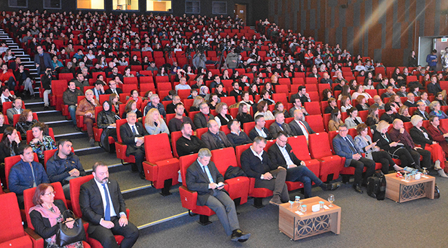 DTO’NUN ETKİNLİĞİNDE GELECEĞİ ANLATTILAR