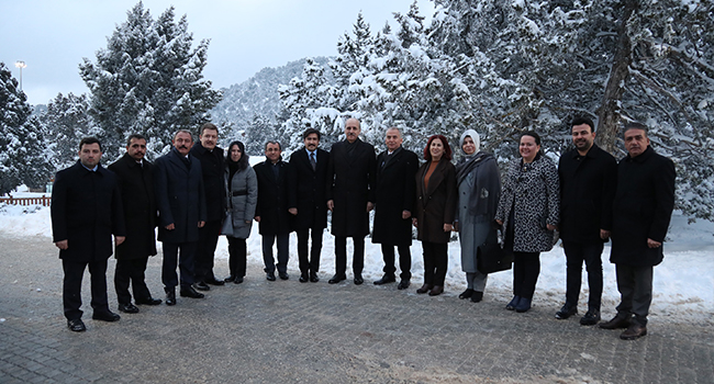 MUHTEŞEM MANZARANIN KEYFİNİ ÇIKARDILAR