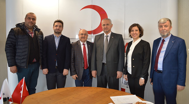 KIZILAY’DA YENİ BAŞKAN DENİZ OLDU