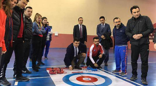 ÇAL İLK KEZ CURLİNG İLE TANIŞTI