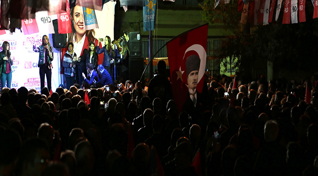 YÜZLERCE MERKEZEFENDİLİ MİTİNGE AKIN ETTİ