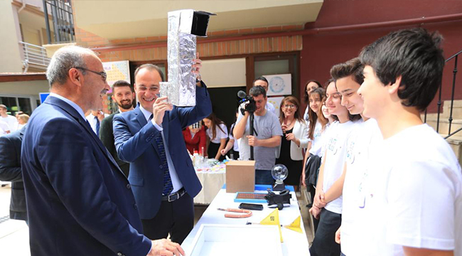 Uğur’lu Öğrenciler Hayata Bilimin Penceresinden Baktı