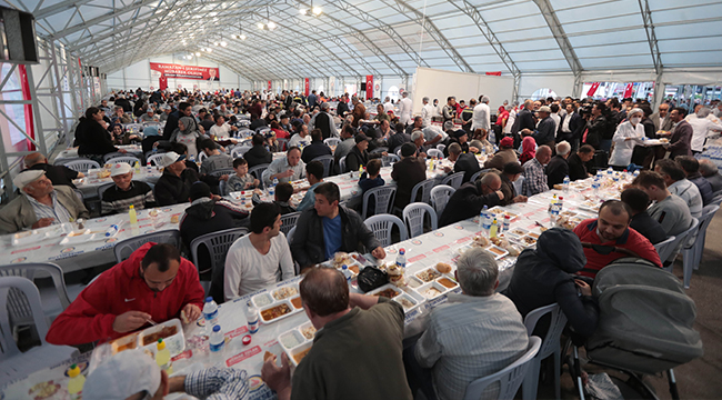 İftar Çadırının İlk Gün Sponsoru Yine DTO Oldu