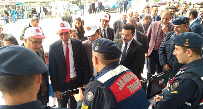 Öğrencileri Taşıyan Kadın Yılın Şoförü Seçildi