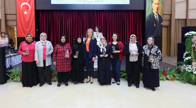 Engelsiz Yaşam Akademisi'nin Ödüllerini Doğan Verdi