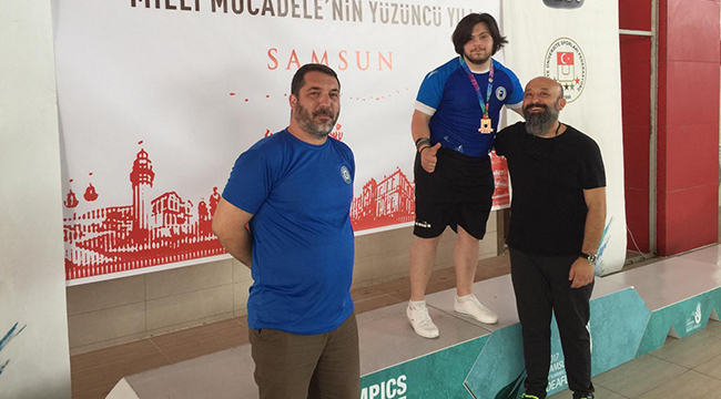 PAÜ Koç Spor Fest’ten Kupa ve Madalyalarla Döndü