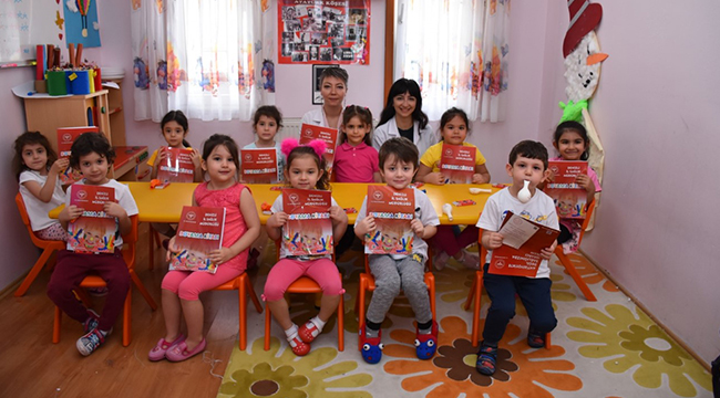 Sağlık Müdürlüğü’nden Öğrencilere Akıllı İlaç Kullanımı Eğitimi