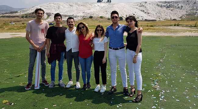 Paraşütle Atladı Evlilik Teklifini Yaptı