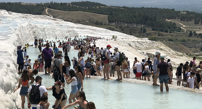 Pamukkale’ye Yoğun Turist İlgisi