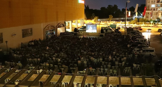 Açık Hava Sinema Gecelerine Büyük İlgi
