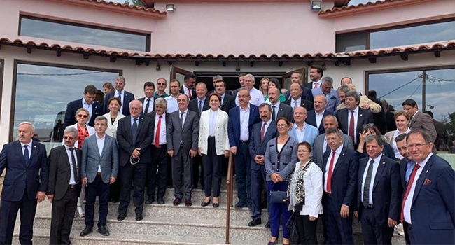 Öztürk, Akşener ile Balkan Ülkelerine Gitti