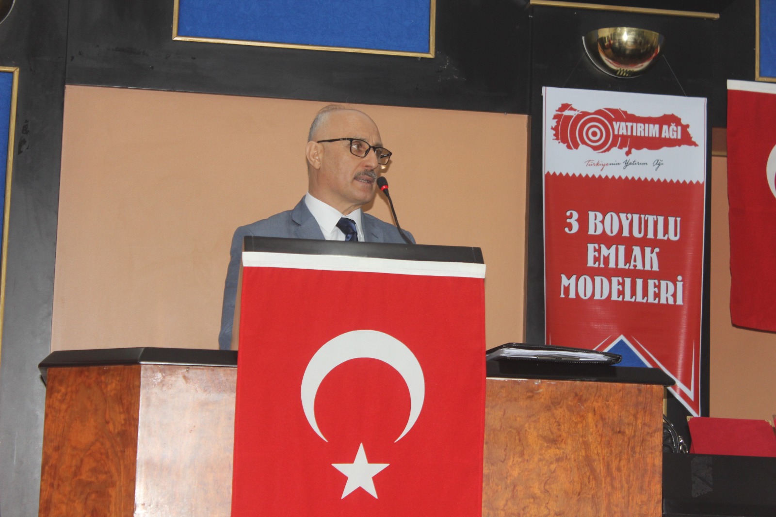 Emlakçılar yeni düzenlemeden memnun