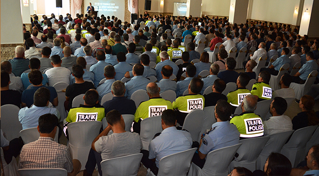 DEMİR, PERSONELİ İLE BİRARAYA GELDİ