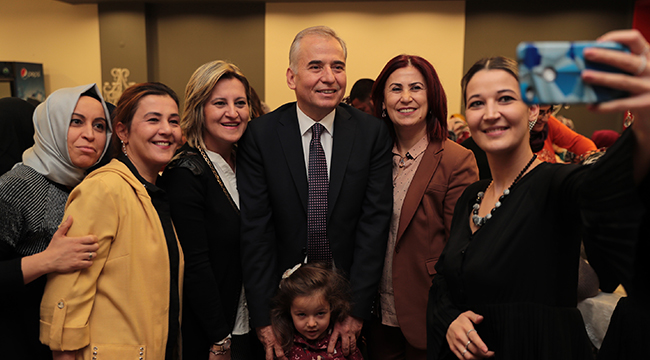 KADINLARDAN BAŞKAN ZOLAN'A TAM DESTEK