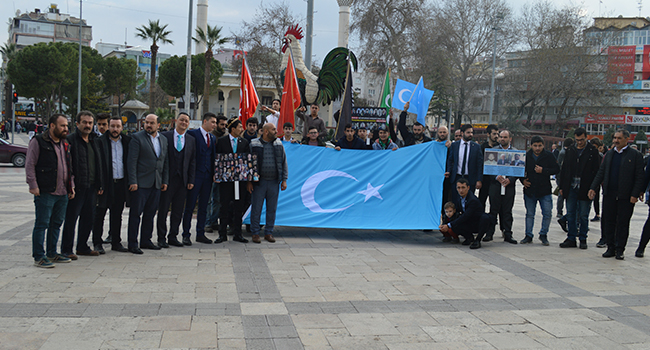 ALPEREN OCAKLARI “DOĞU TÜRKİSTAN’DA ZULME HAYIR”DEDİ