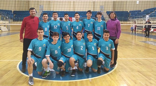 ANALİGDE VOLEYBOLCULAR YARI FİNALDE