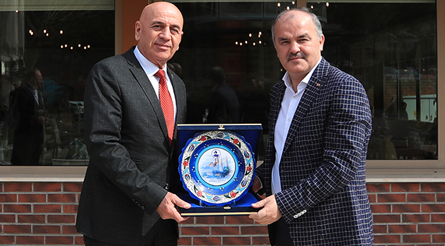 GÜRLESİN İL GENEL MECLİS ÜYELERİ İLE BULUŞTU