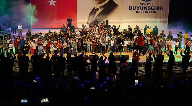 BARIŞ MANÇO İÇİN ÖZEL ANMA KONSERİ