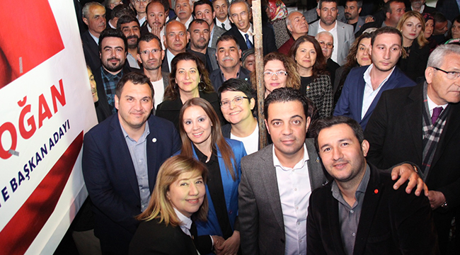 YÜZLERCE MERKEZEFENDİLİ MİTİNGE AKIN ETTİ