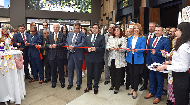 Merkezefendi Halk Eğitim Yıl Sonu Sergisi Açtı