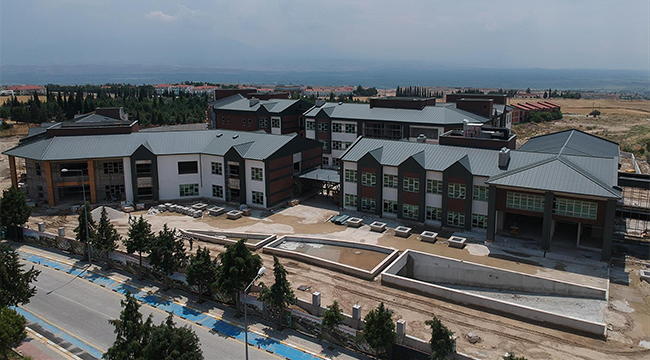 Rektör Bağ, Karahayıt FTR İnşaatında İnceleme Yaptı