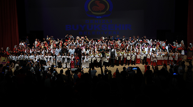 Denizli Halk Oyunları İle Coştu