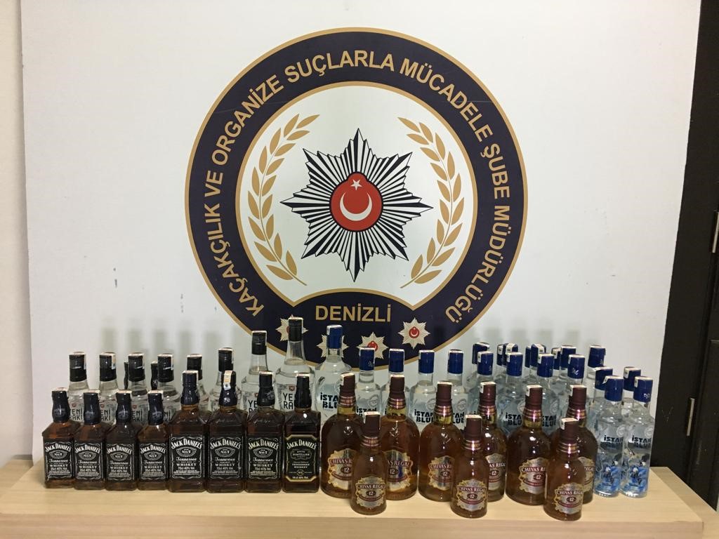 Kaçak Alkol Üretimi Yaparken Yakayı Ele Verdiler