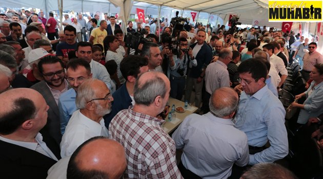 Delikliçınar Meydanı’nda geleneksel bayramlaşma